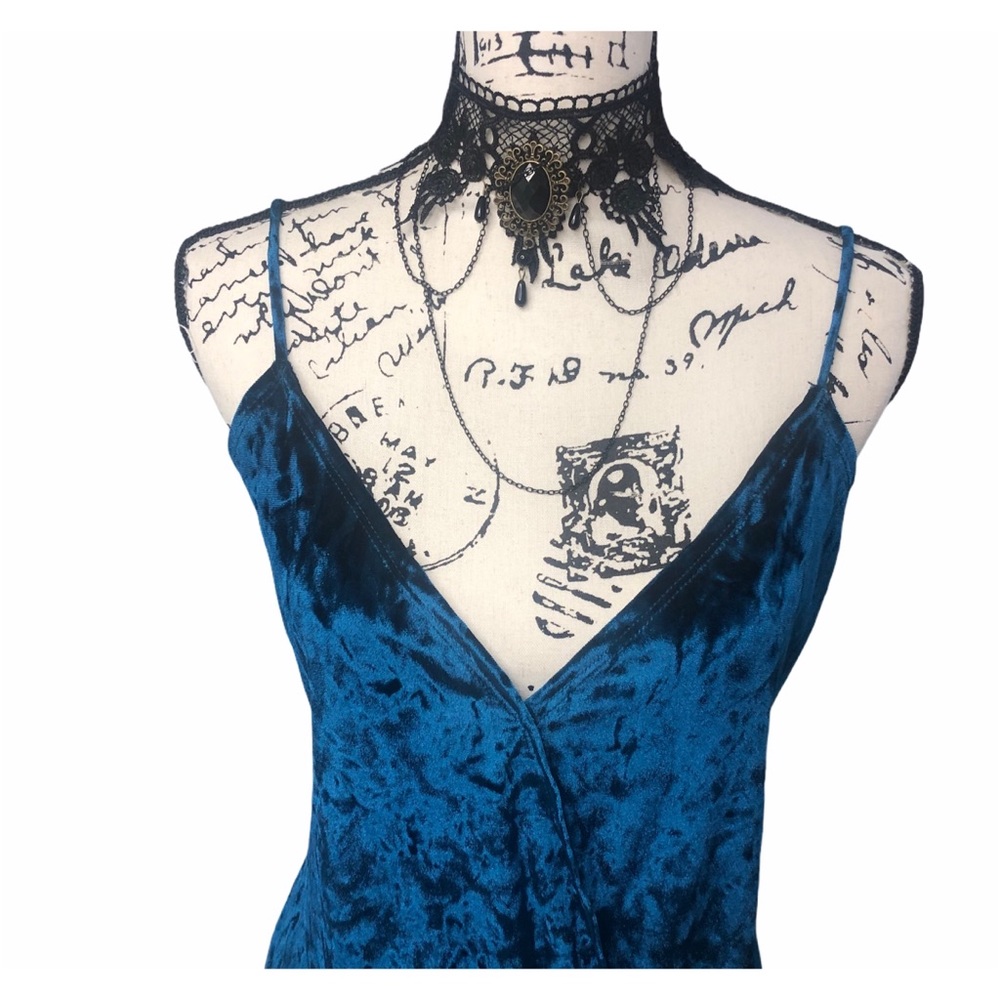 Socialite Blue Velvet Sleeveless Bodysuit XL